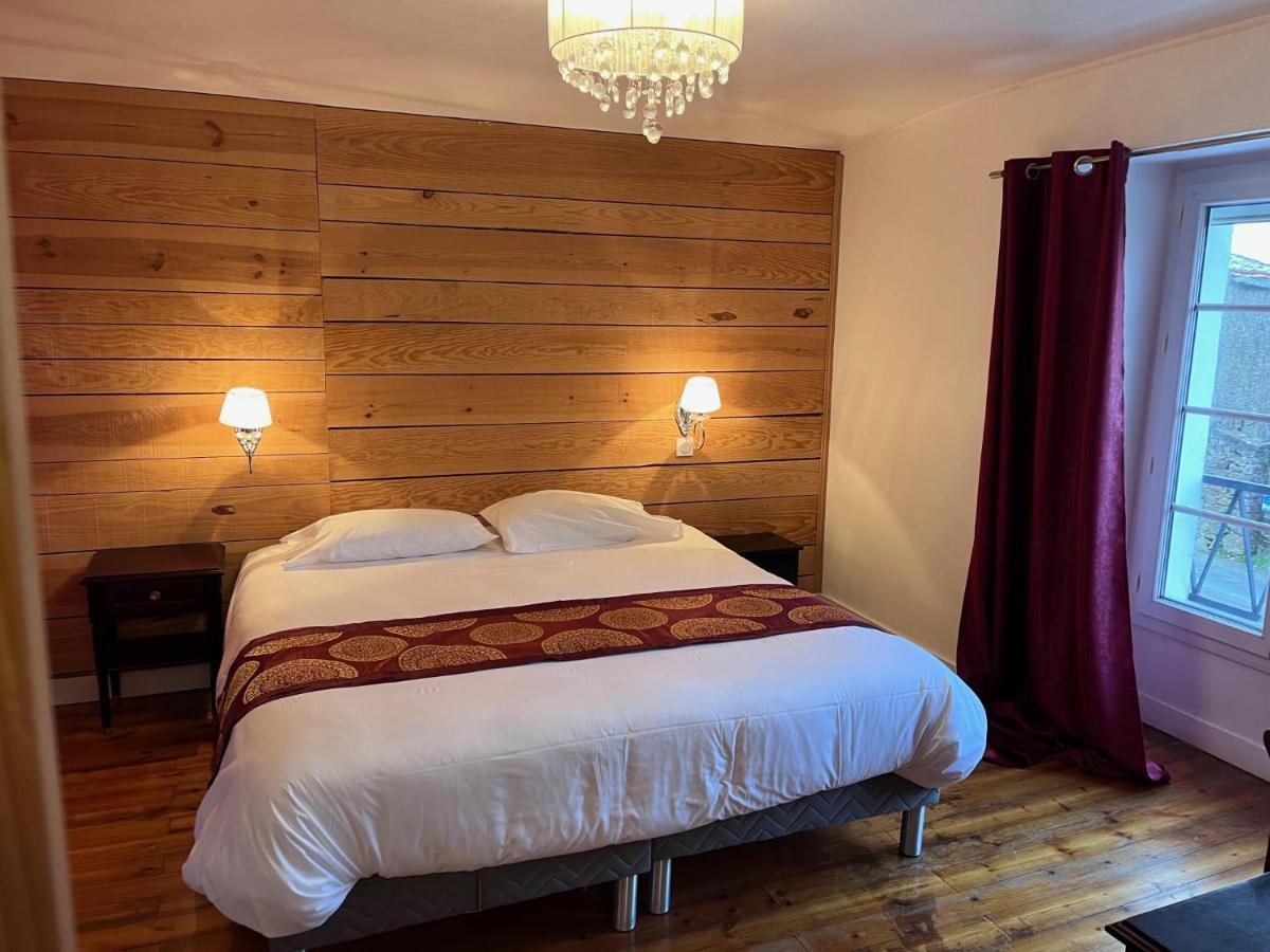L'Hostellerie De Sevremont Saint-Michel-Mont-Mercure Εξωτερικό φωτογραφία